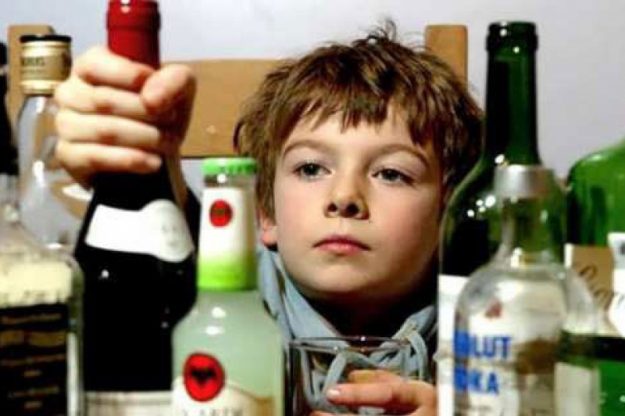 детский алкоголизм